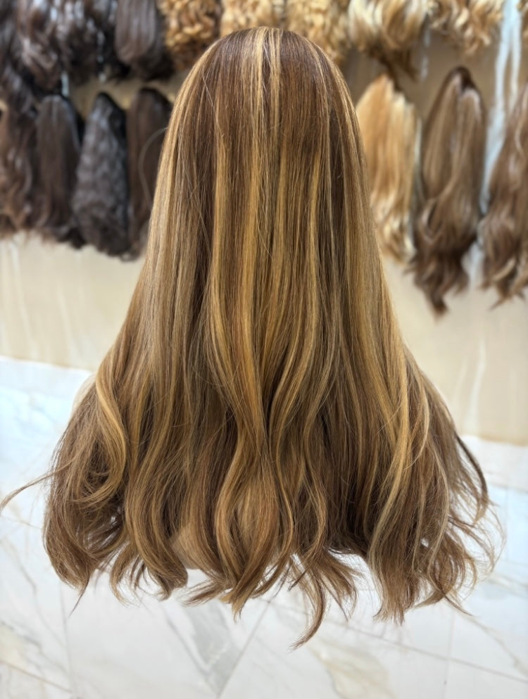 3300 -V.EUR LACETOP WIG - #8/10  -  22''