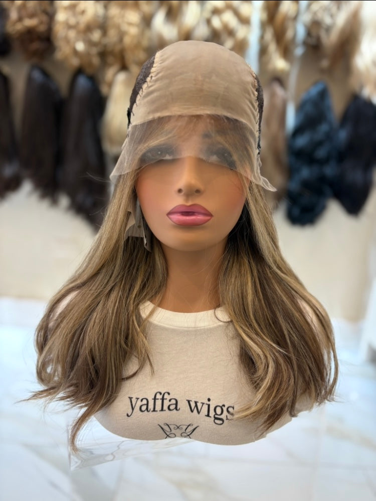 3300 -V.EUR LACETOP WIG - #8/10  -  22''