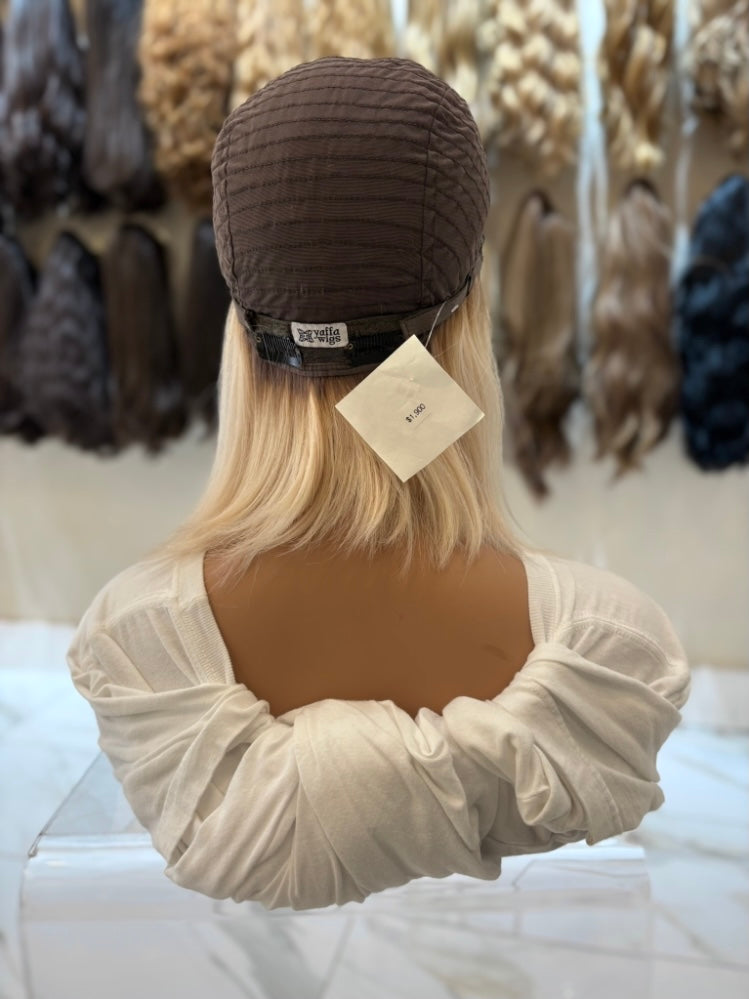10006 -V.EUR LACETOP WIG - #6/7  -  20'