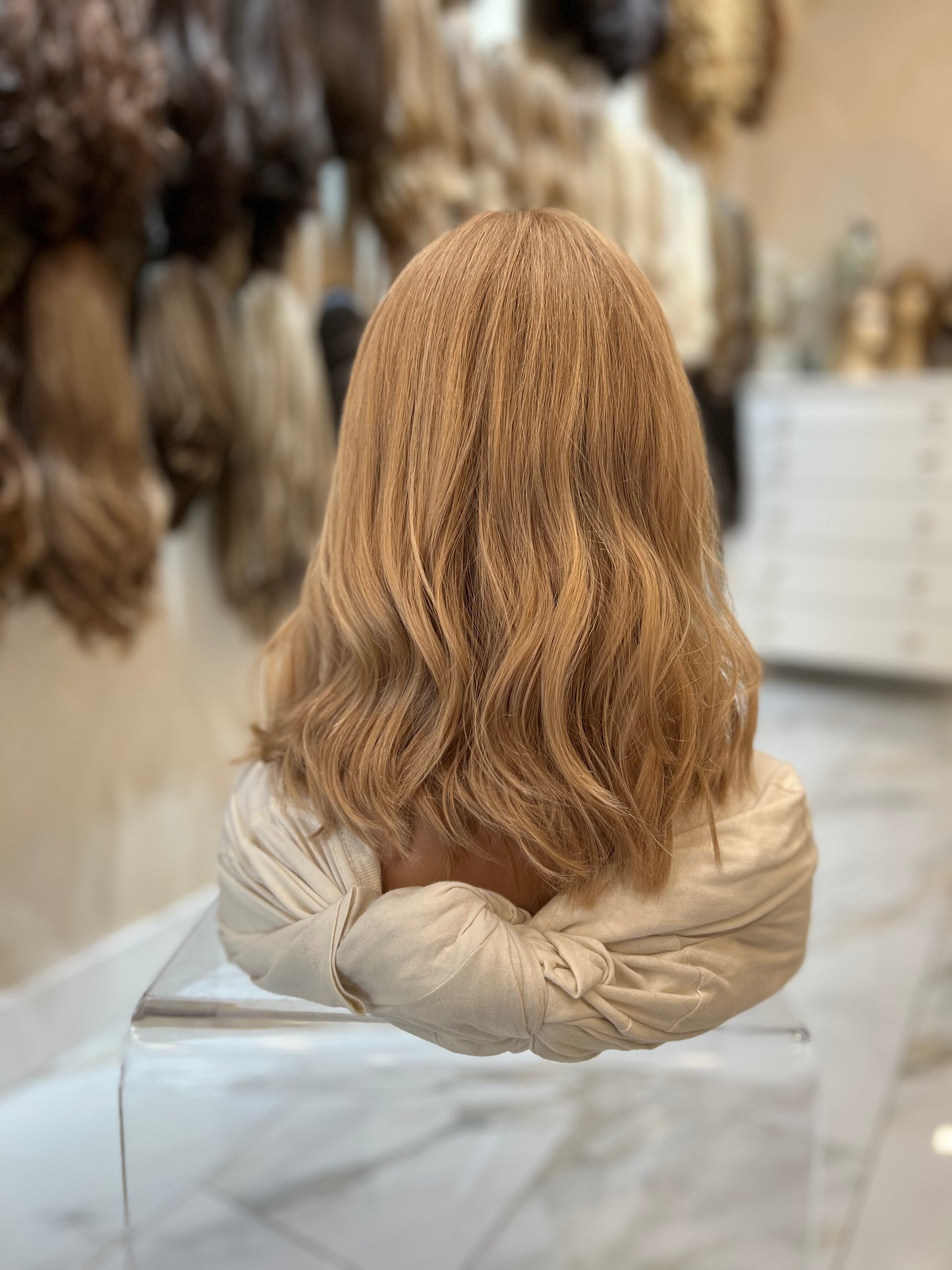 H799 - V.EUR - LACETOP WIG - 15''- #8 - M