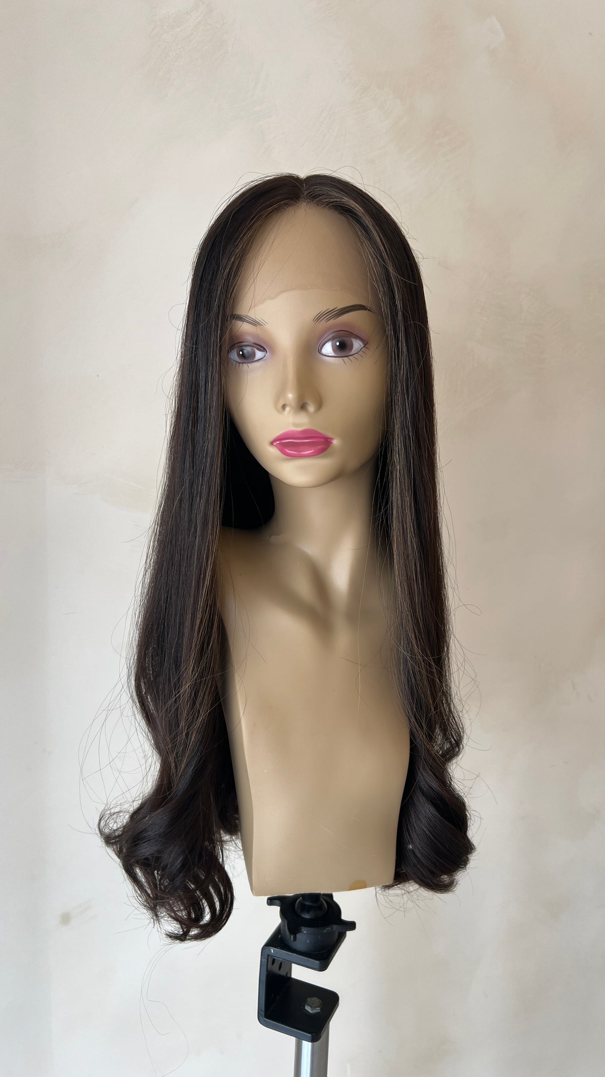European Wig K644 #2 25" - M
